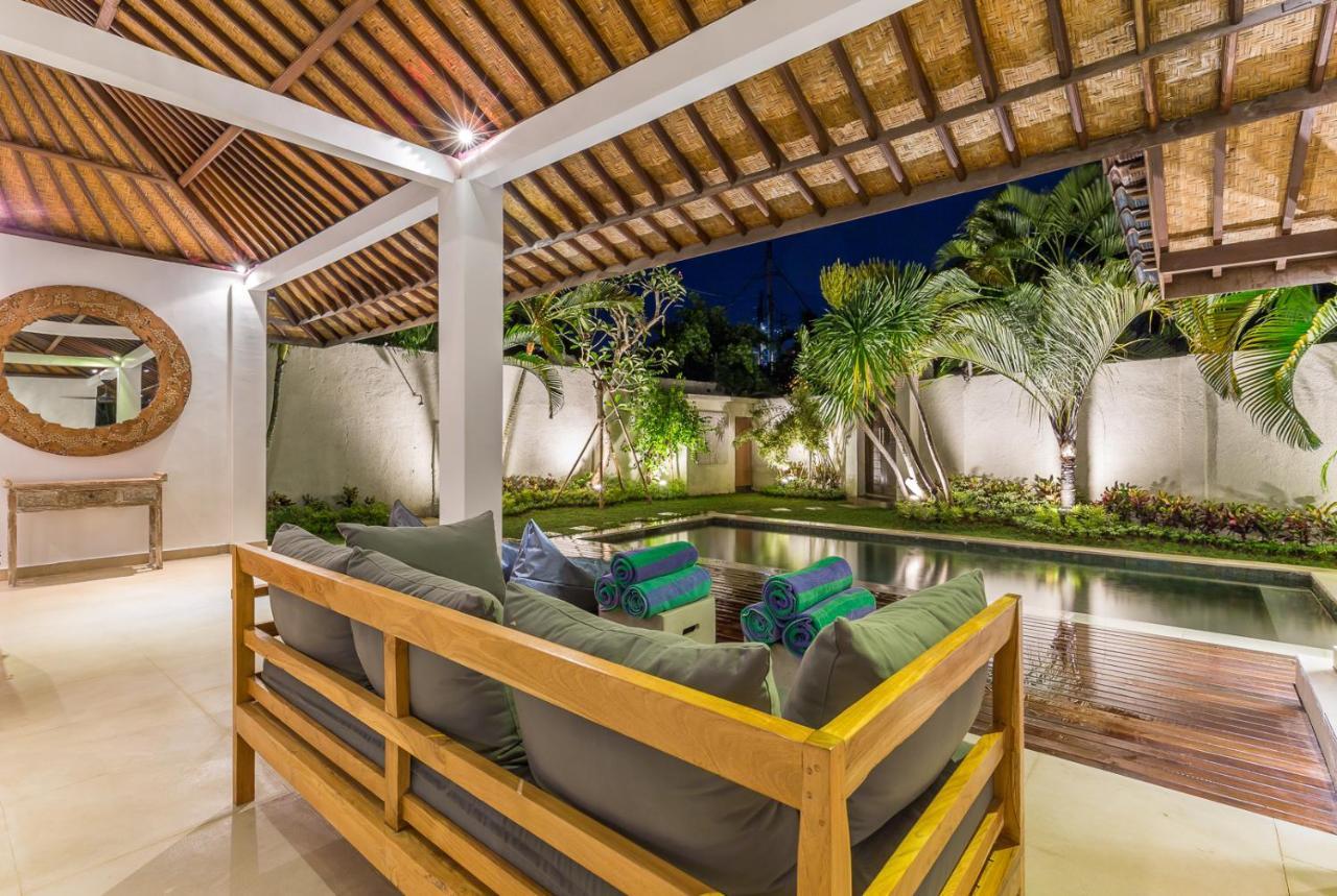 Bunga 1 Villa Seminyak