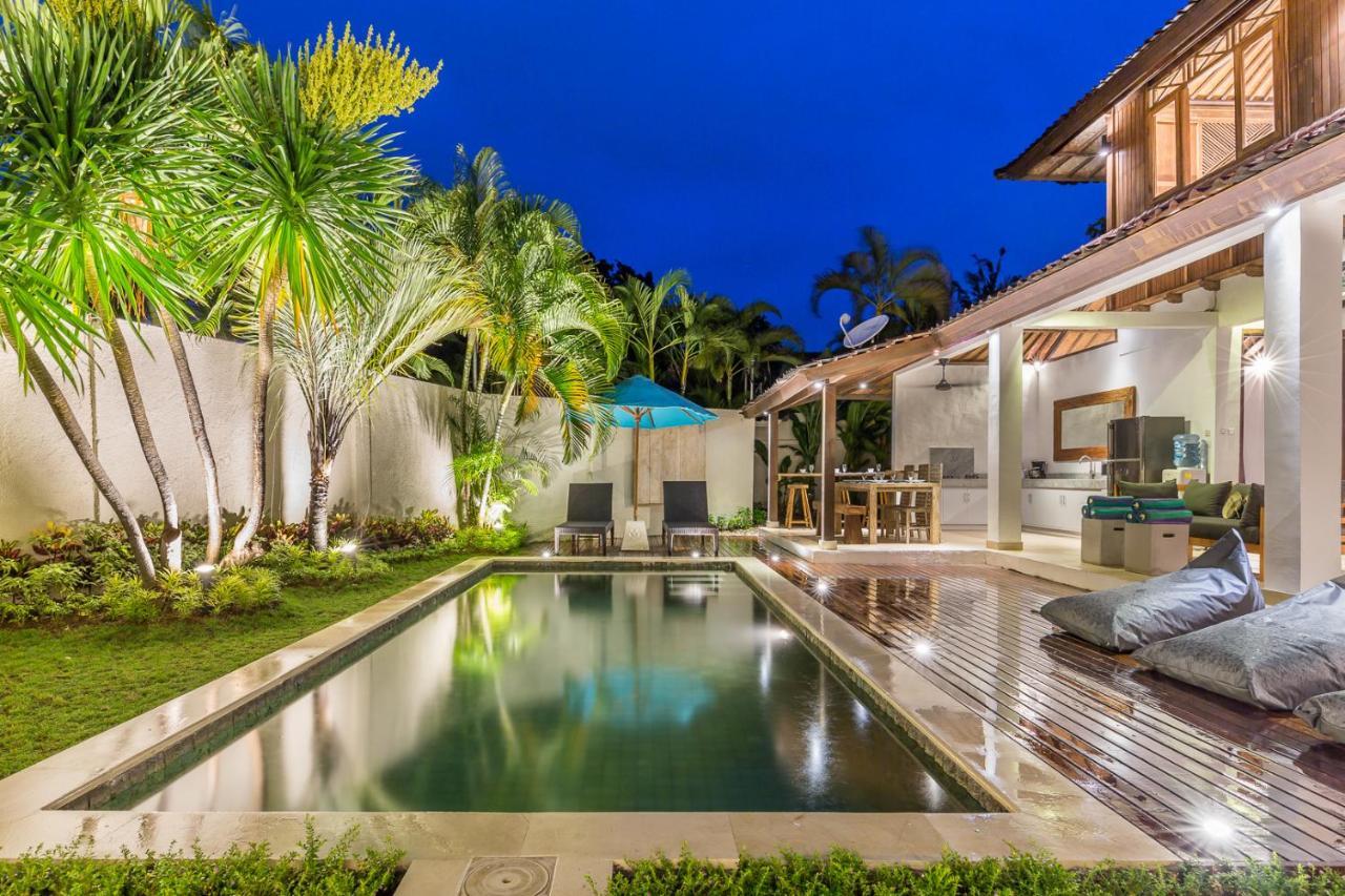 Bunga 1 Seminyak